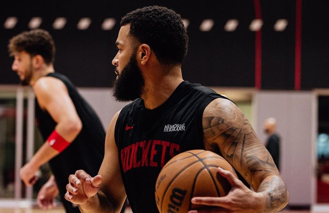九游-包含NBA常规赛冲刺阶段走向成谜，克里夫兰骑士外线爆发，气氛紧张，医务组通报恢复的词条